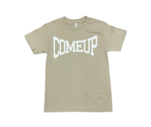 [THE COME UP] SIGNATURE T-SHIRT SAND/WHITE